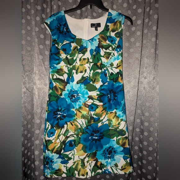 Ronni Nicole Dresses & Skirts - Ronni Nicole Dress Size 12